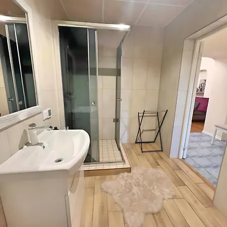 Elephant House - Old Town Appartement